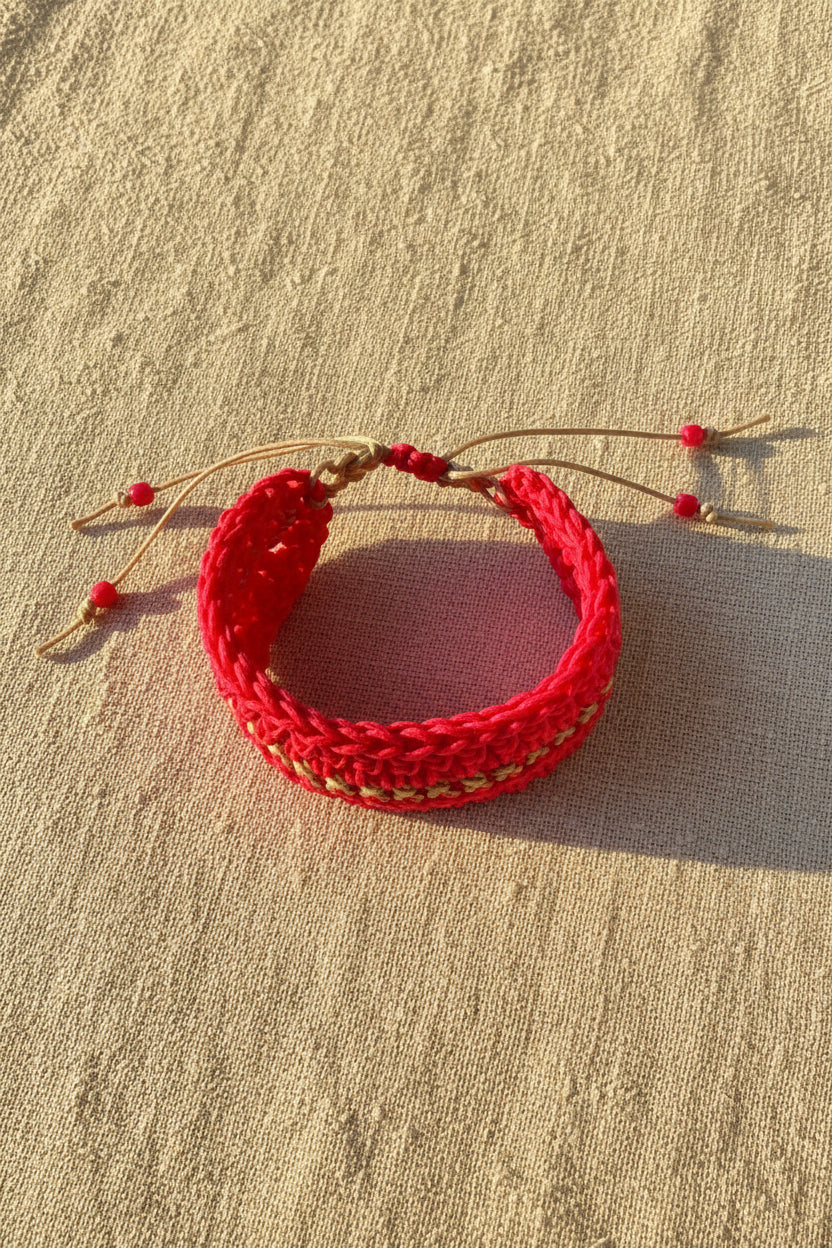 Le bracelet manchette Lola - COLLECTION SIGNATURE