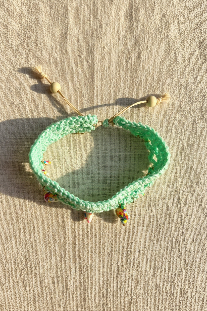 Le bracelet de cheville Ondine – Collection
Signature