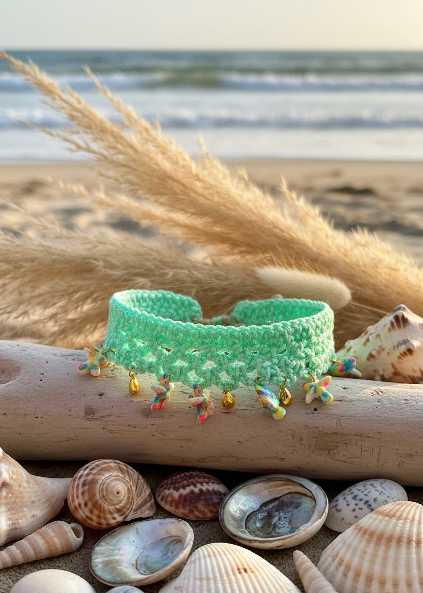 Le bracelet de cheville Ondine – L'esprit lagon sauvage à vos pieds - Collection
Signature