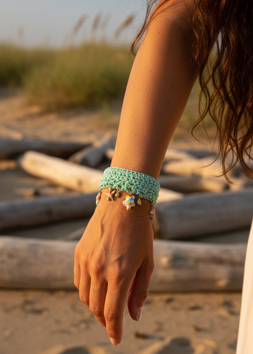 Le bracelet Ondine – L'esprit lagon sauvage - Collection
Signature