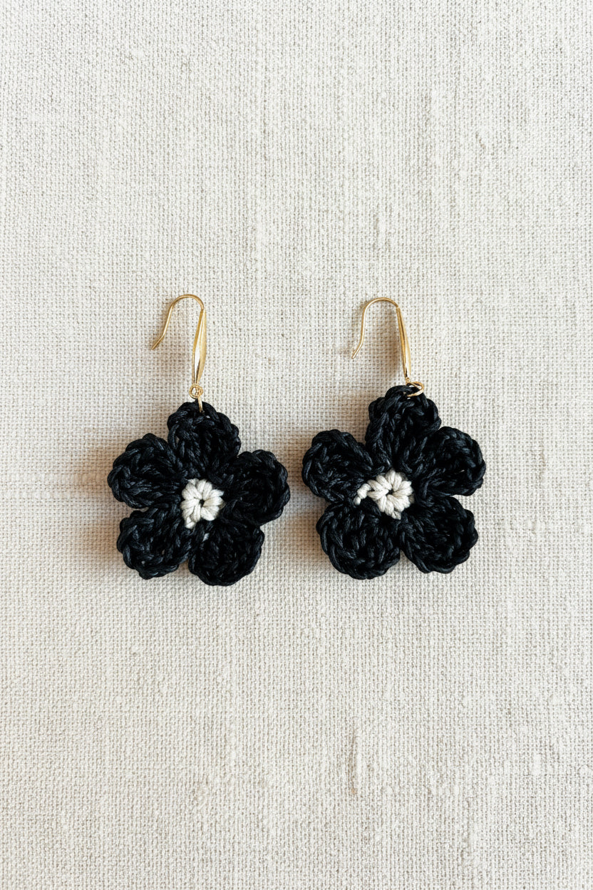 Boucles d'oreilles Fleur en crochet — COLLECTION SIGNATURE