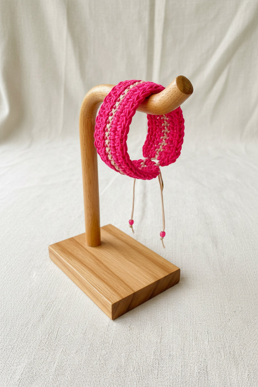 Le bracelet manchette Lola - COLLECTION SIGNATURE