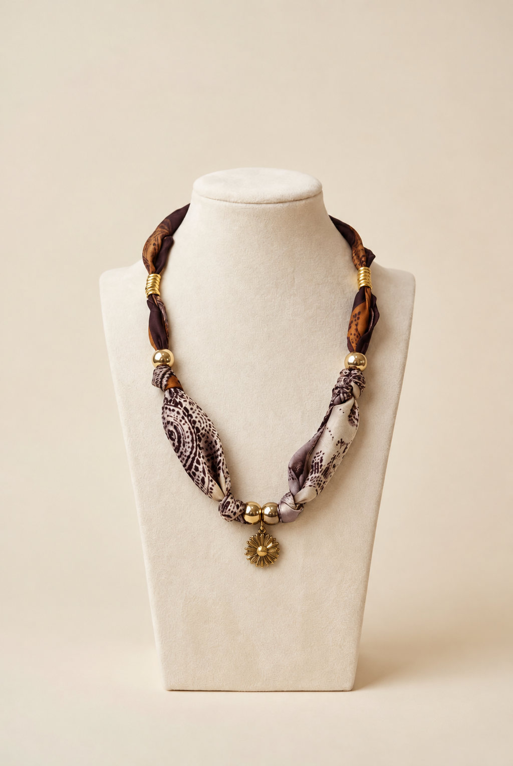Collier Nina